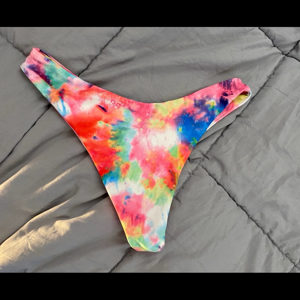 bikini bottoms